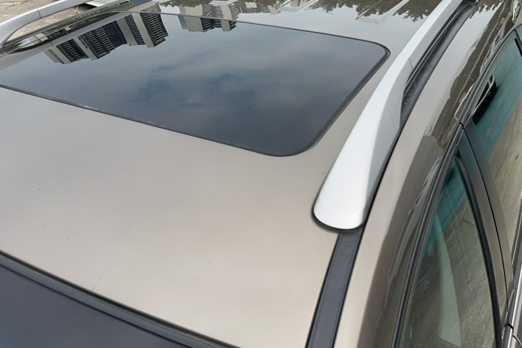 Chevrolet Captiva (Imported) 2016 car image #27