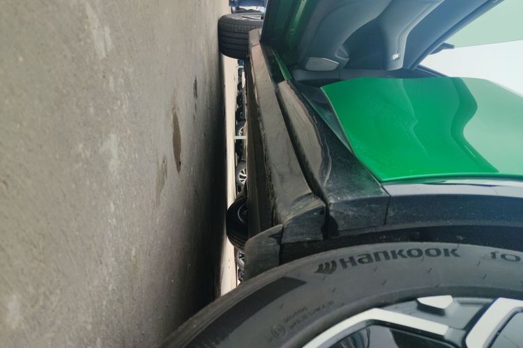 MI YU7 2025 car image #27