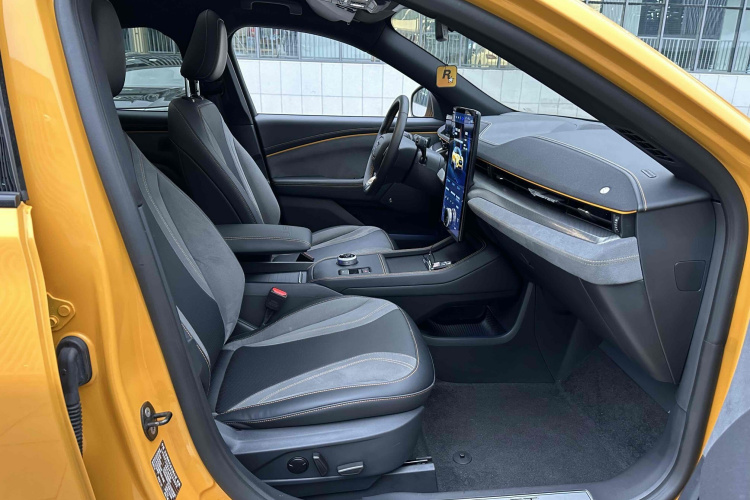 Ford Mustang Mach-E 2023 car image #27