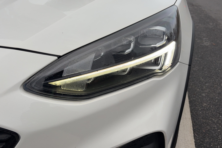 Ford Focus Active 2019 imagem de carro #27