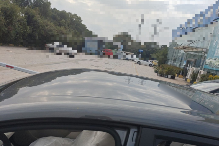 MG 4 EV 2025 car image #27