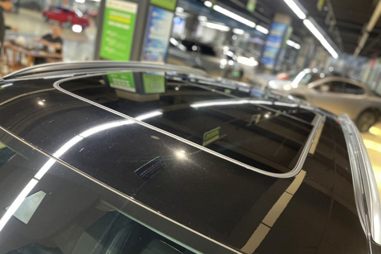 Audi e-tron 2023 #27 Audi e-tron 2023 car image #27