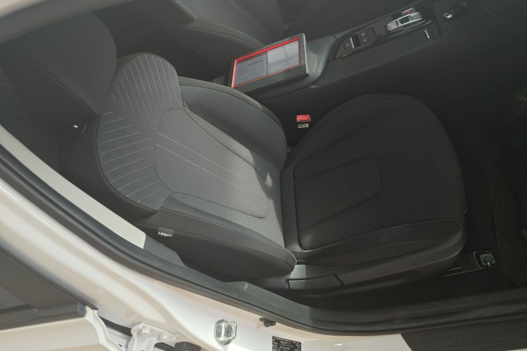 Hyundai Mistra New Energy 2023 #27 Hyundai Mistra New Energy 2023 car image #27