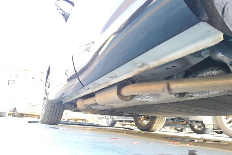 Roewe D5X DMH 2024 изображение автомобиля #27