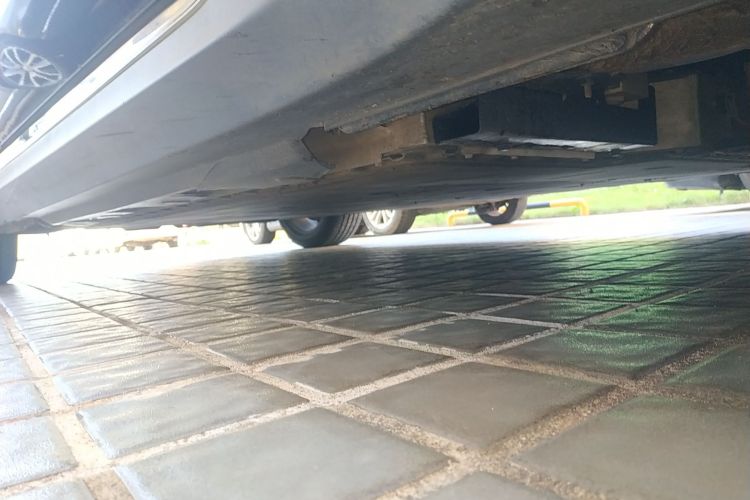 HongQi E-QM5 2022 immagine di auto #27