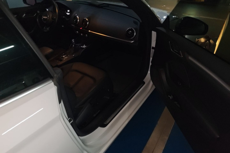 Audi A3 (Imported) 2015 car image #27