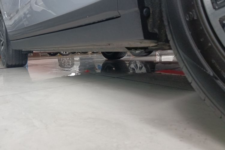 零跑汽车 零跑B10 2025 汽车图片 #27