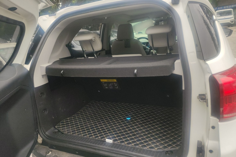 BYD Yuan 2022 car image #27