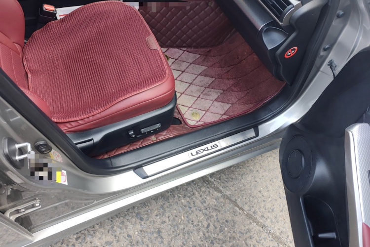 丰田 雷克萨斯IS 2017 汽车图片 #27