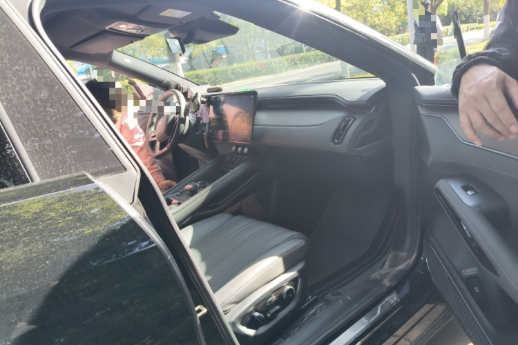 BYD SongL EV 2024 #27 BYD SongL EV 2024 car image #27