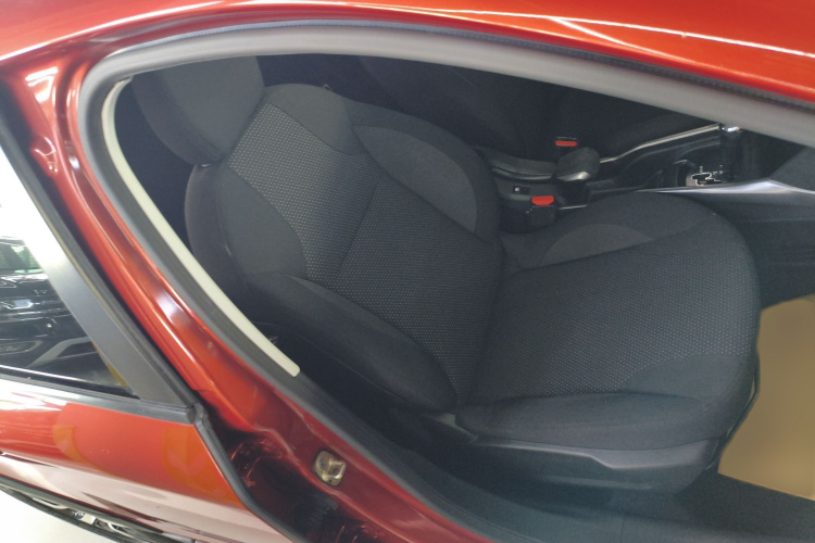 Peugeot 2008 2018 #27 Peugeot 2008 2018 image de voiture #27