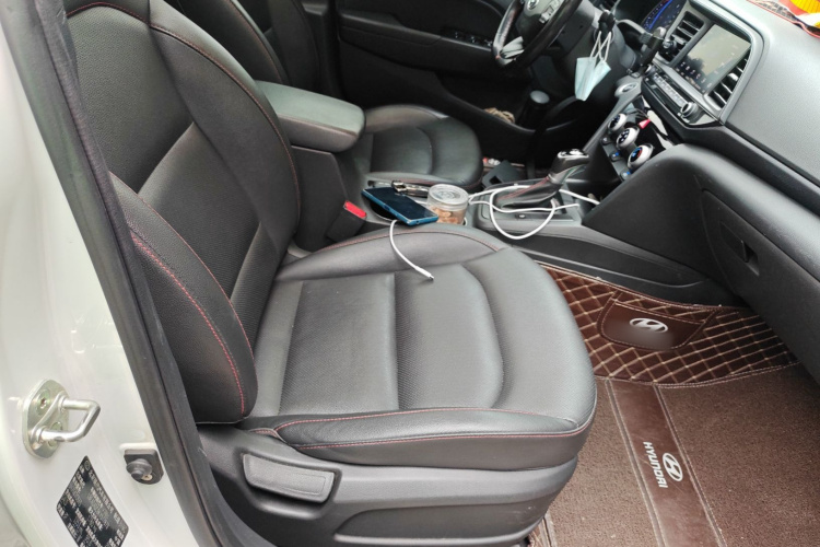 Hyundai Elantra AD 2019 car image #27