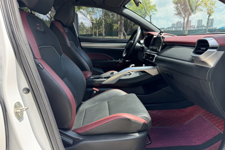 Coolray 2020 image de voiture #27