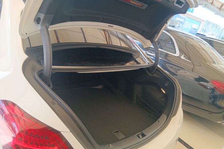 Mercedes-Benz C Class 2021 car image #27