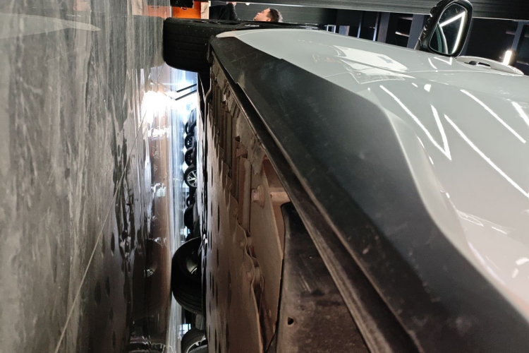 Toyota bZ4X 2022 immagine di auto #27