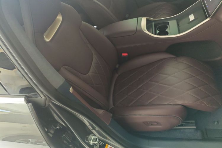 阿维塔 阿维塔11 2024 汽车图片 #27