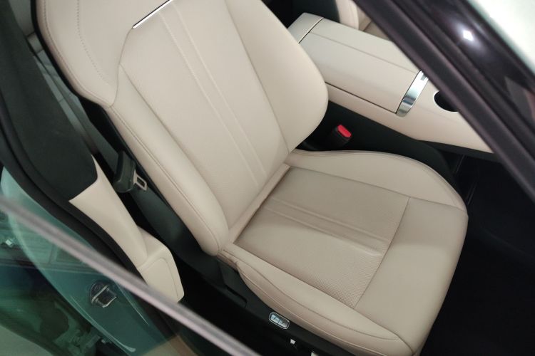 MI YU7 2025 car image #27