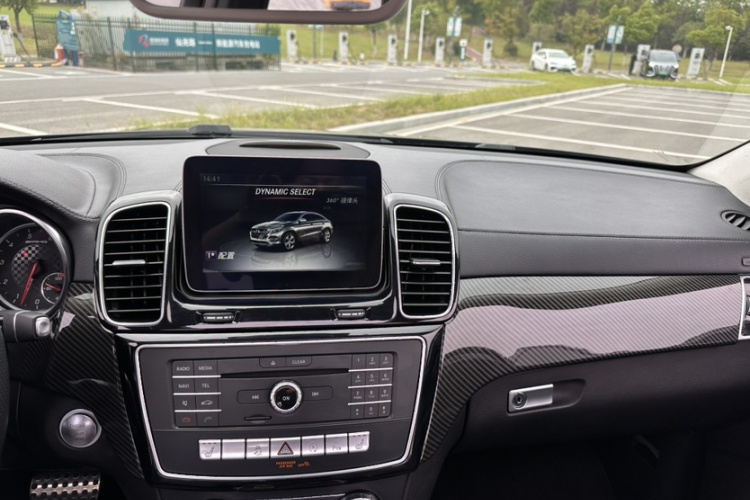 Mercedes-Benz GLE Coupe AMG 2017 #27 Mercedes-Benz GLE Coupe AMG 2017 car image #27