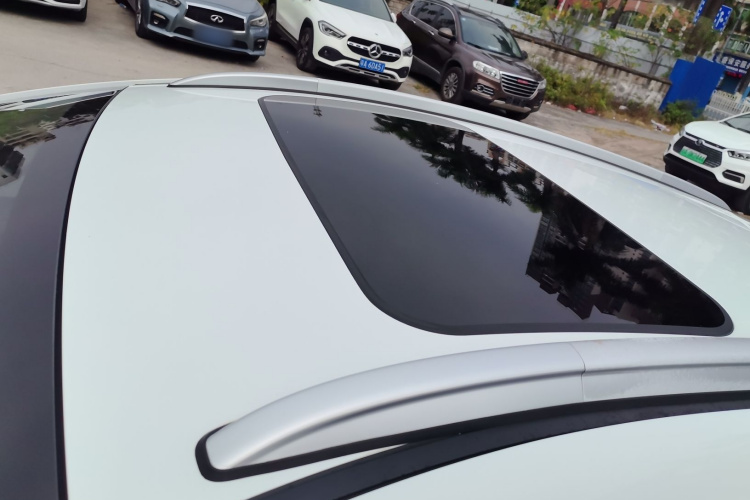 GEELY Emgrand GS 2021 car image #27