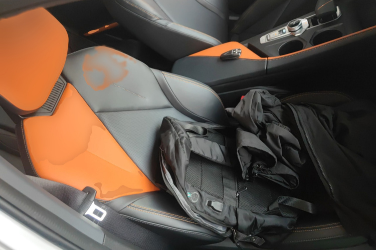 Changan UNI-V iDD 2023 car image #27