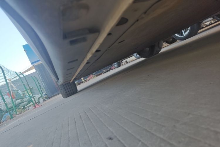 MG ES5 2024 #27 MG ES5 2024 car image #27