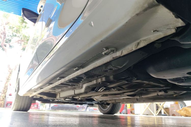 5 2021 car image #27