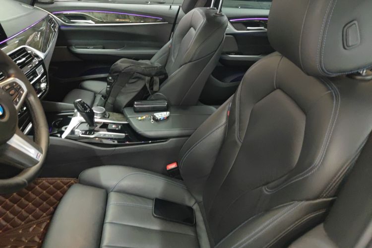 BMW 6 Series GT 2019 car image #27