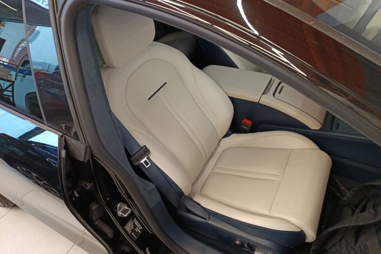 极氪 极氪007 2024 汽车图片 #27