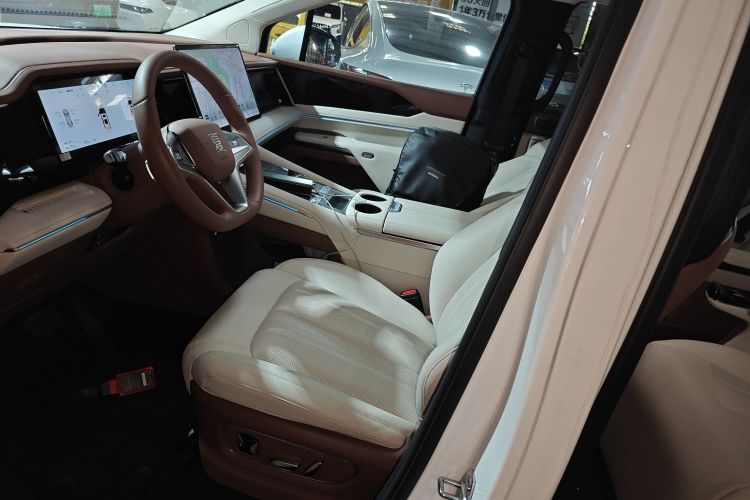 BYD Xia 2025 #27 BYD Xia 2025 immagine di auto #27