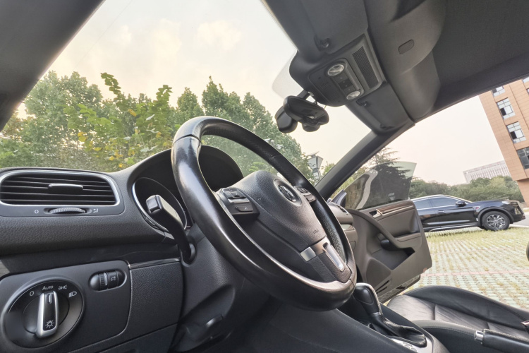 Volkswagen Golf (Imported) 2016 imagem de carro #27