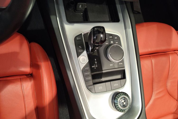 BMW Z4 2020 car image #27