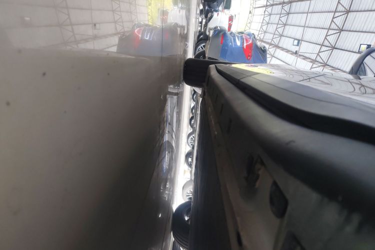 MG ES5 2025 car image #27