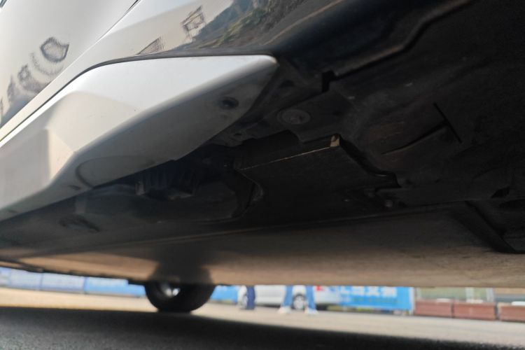 BMW iX1 2023 car image #27