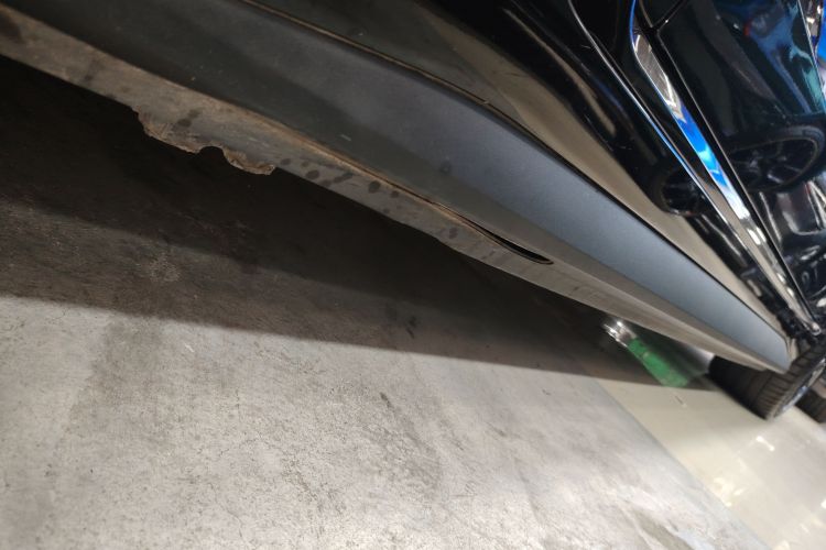 BMW i4 M50 2024 car image #27