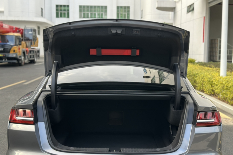 BYD Han 2021 car image #27