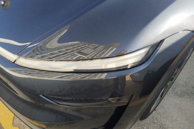 特斯拉 Model Y L 2025 汽车图片 #27