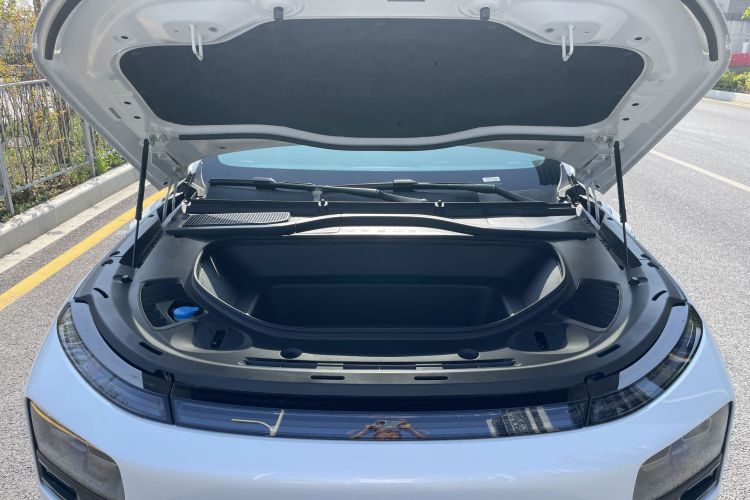 Xpeng G9 2022 #27 Xpeng G9 2022 immagine di auto #27