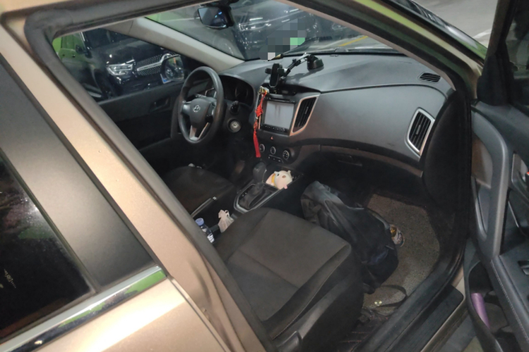 Hyundai ix25 2015 car image #27
