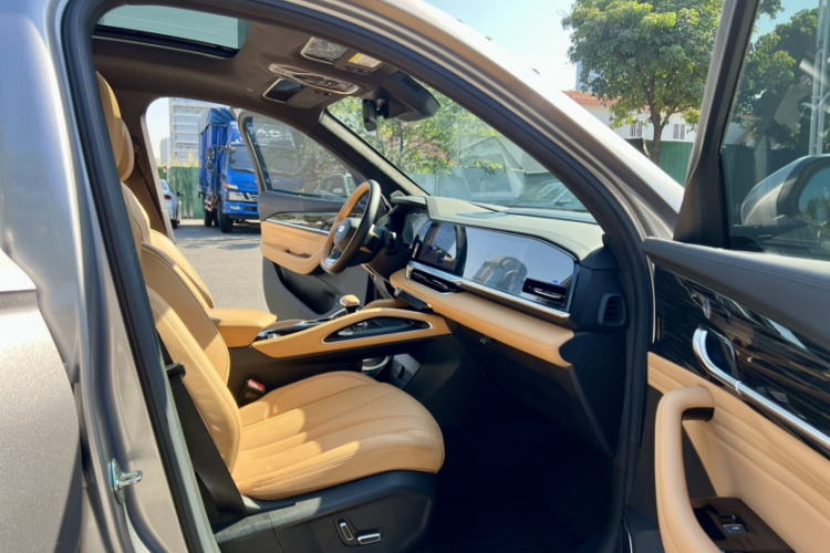 GEELY 2023 car image #27