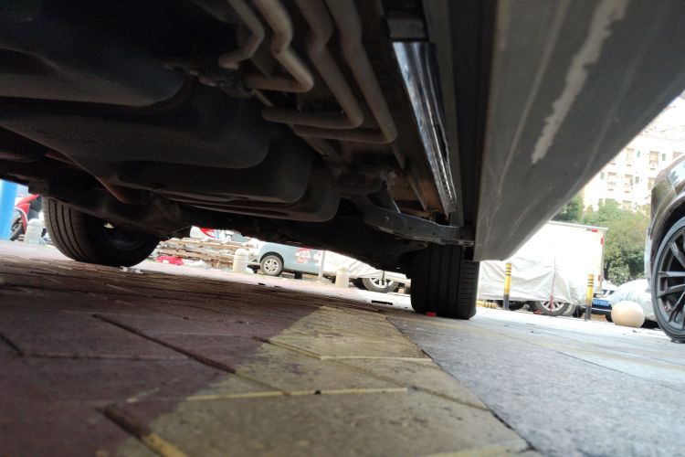 Mercedes-Benz V Class 2020 car image #27