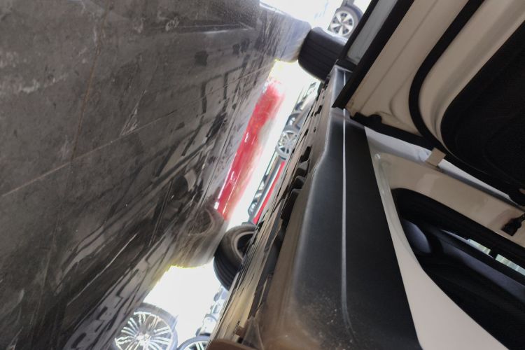 Mercedes-Benz GLB Class 2023 #27 Mercedes-Benz GLB Class 2023 car image #27