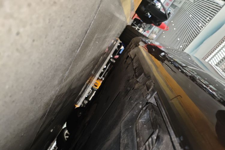 Audi A8 2016 car image #27