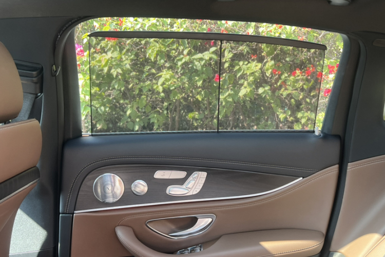 Mercedes-Benz E Class 2021 car image #27