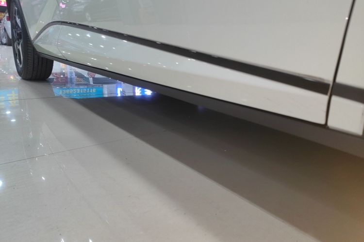 BYD Dolphin 2022 car image #27