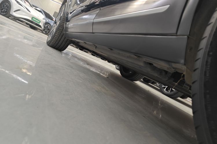 Denza N8 2023 imagen de coche #27