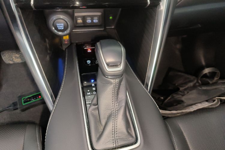 Toyota Harrier 2023 imagem de carro #27