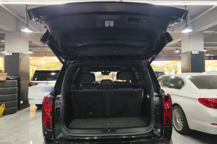 GAC Trumpchi GS8 2024 immagine di auto #27