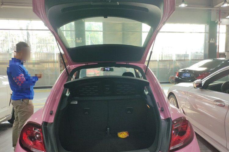 Volkswagen Beetle 2019 #27 Volkswagen Beetle 2019 car image #27