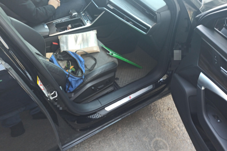 Audi A6L New Energy 2022 car image #27