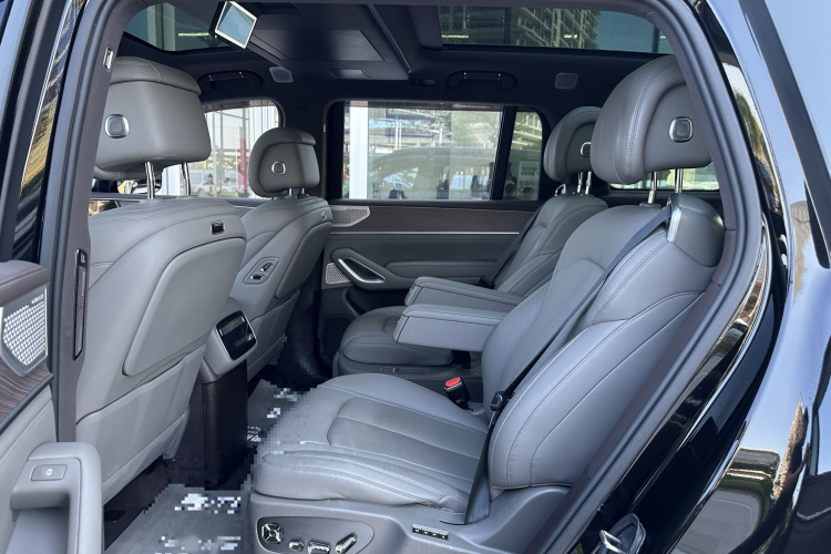 Denza N9 2025 صورة سيارة #27